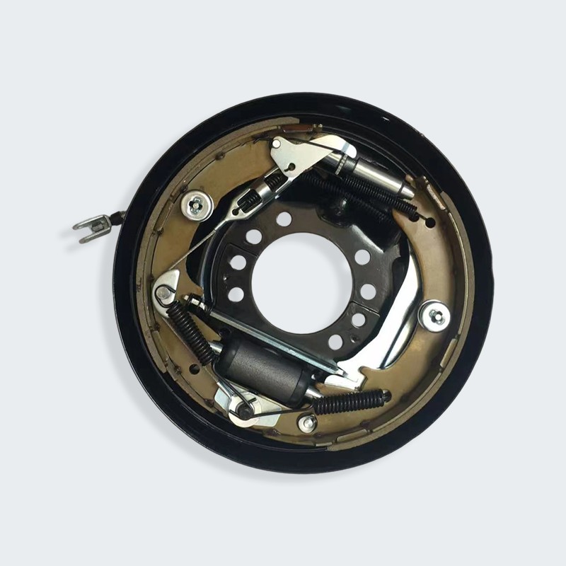 Вилочный погрузчик Komatsu 3 тонны левый тормоз в сборе